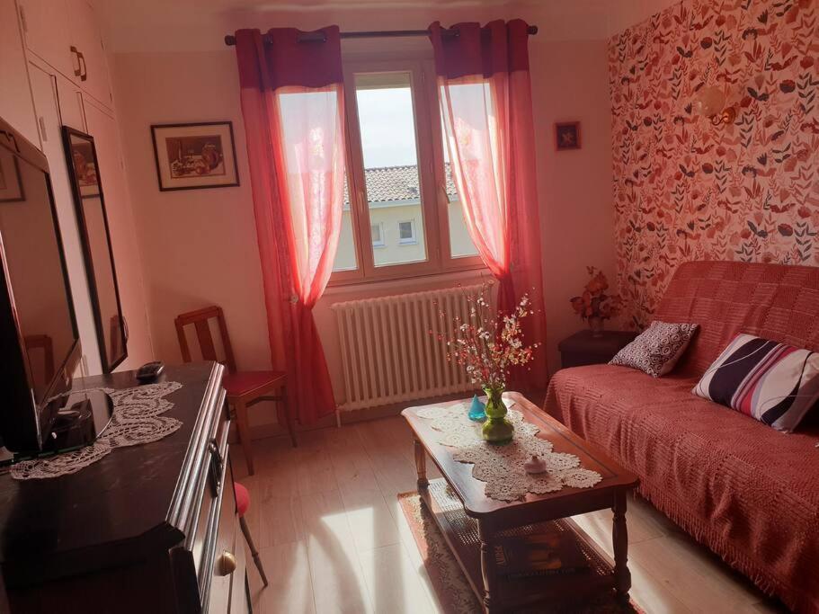 Appartement Avec Grand Jardin Labatut  Esterno foto