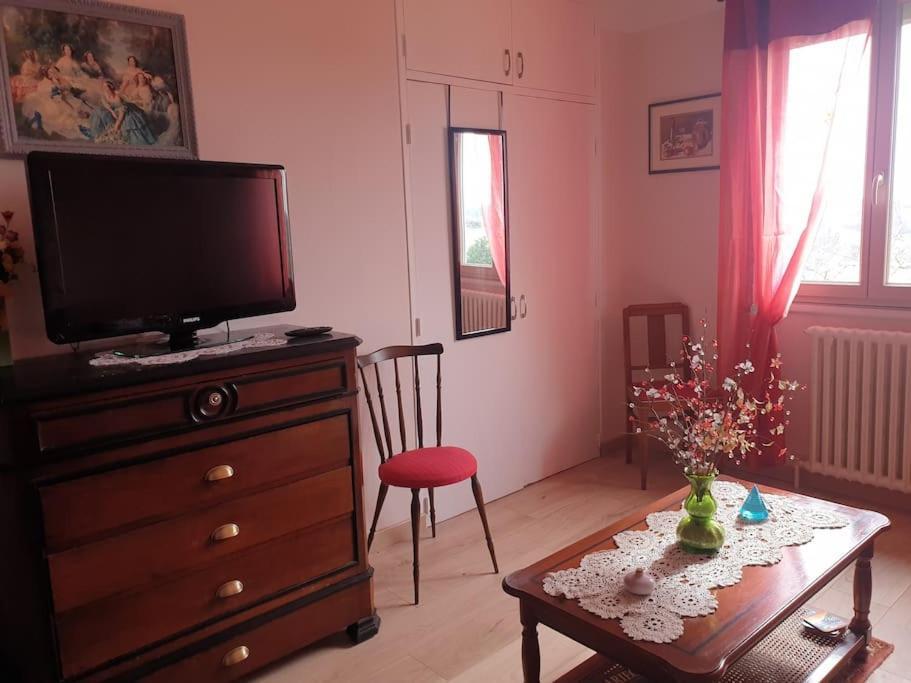 Appartement Avec Grand Jardin Labatut  Esterno foto